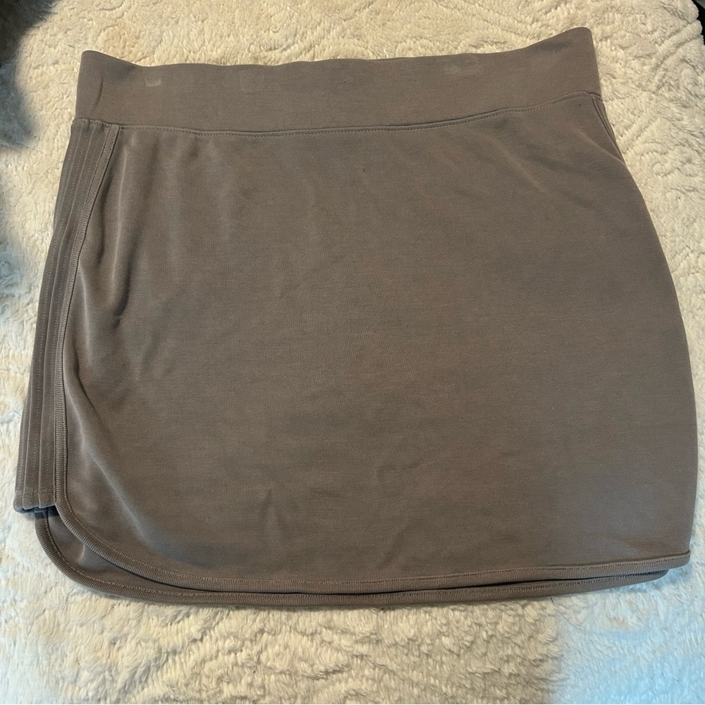 Athleta Charcoal Mini Skirt Athletic Activewear Elastic Waist Workout Sz Tall Lg